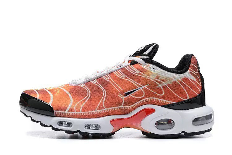 Nike Air Max Plus Retro White Sunrise DZ3670-101