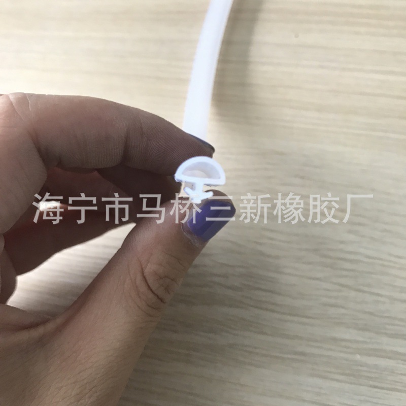 硅胶密封条 硅胶防尘防风门窗条 硅胶防尘条 铝合金门窗防尘条
