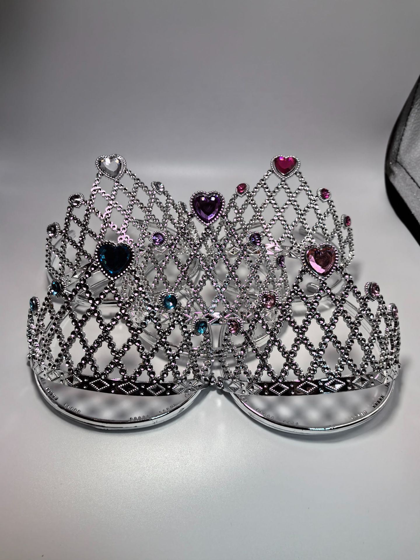 Accesorios para el cabello de princesa, sombreros de corona, accesorios de diadema de princesita para niños, disfraces de cumpleaños, pequeñas joyas al por mayor, fábrica de Yiwu