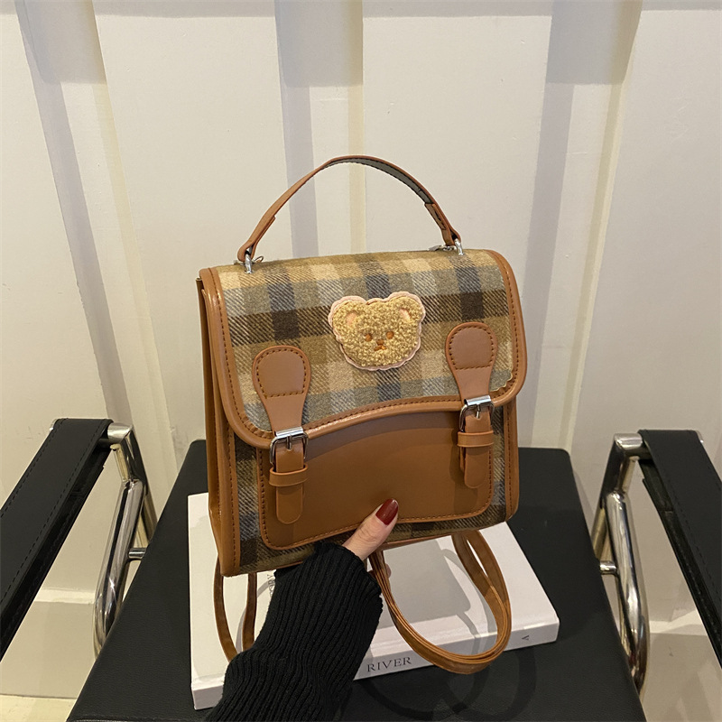 Moda retro belleza nicho mochila 2024 nuevo estilo universitario bolso de hombro universal para trabajar mochila de viaje