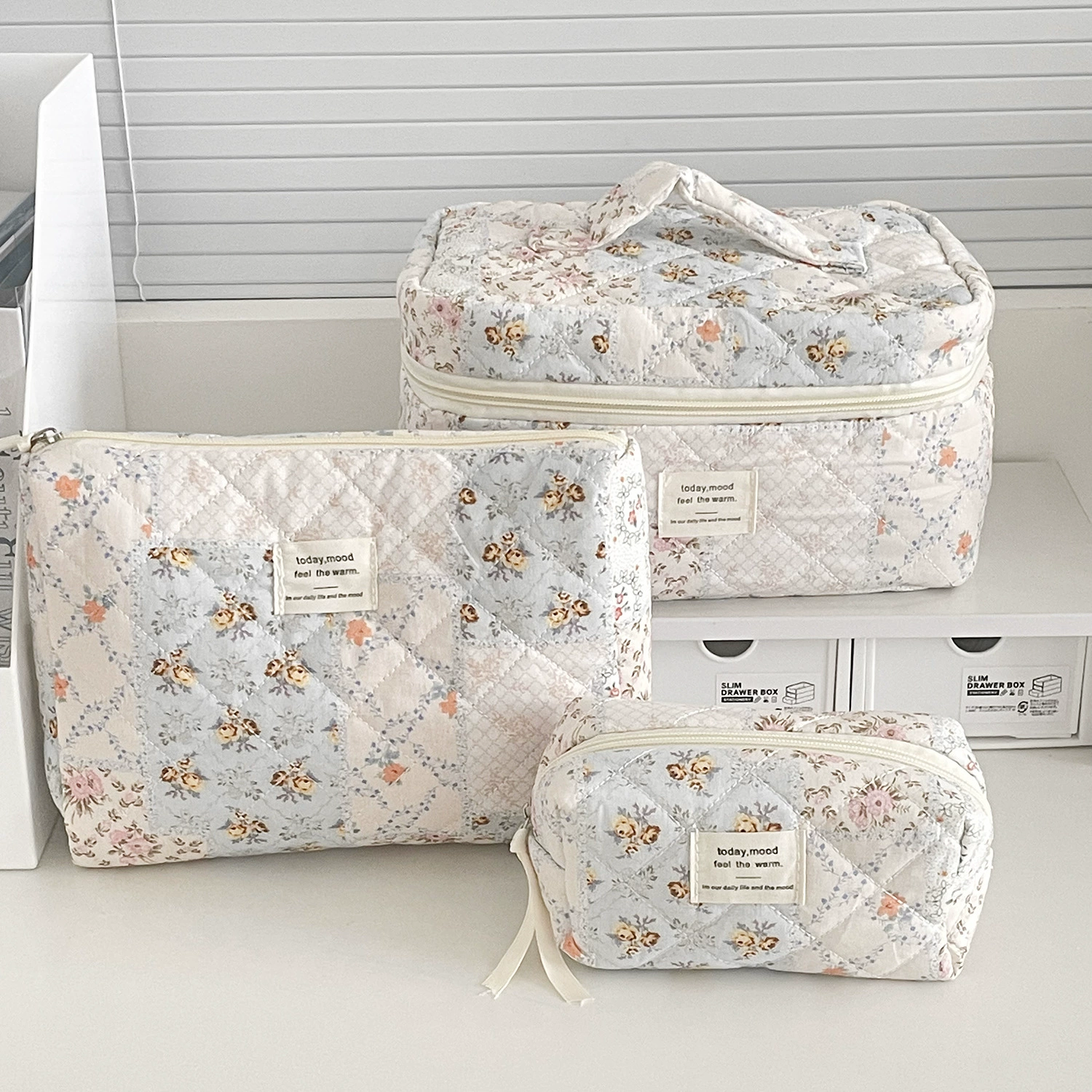 Capacious cosmetic bag with bow, handheld soft organizer bag, flowered