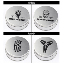可印LOGO 球星硅胶手环铁盒 90*35圆形马口铁盒 智能手环礼品铁盒
