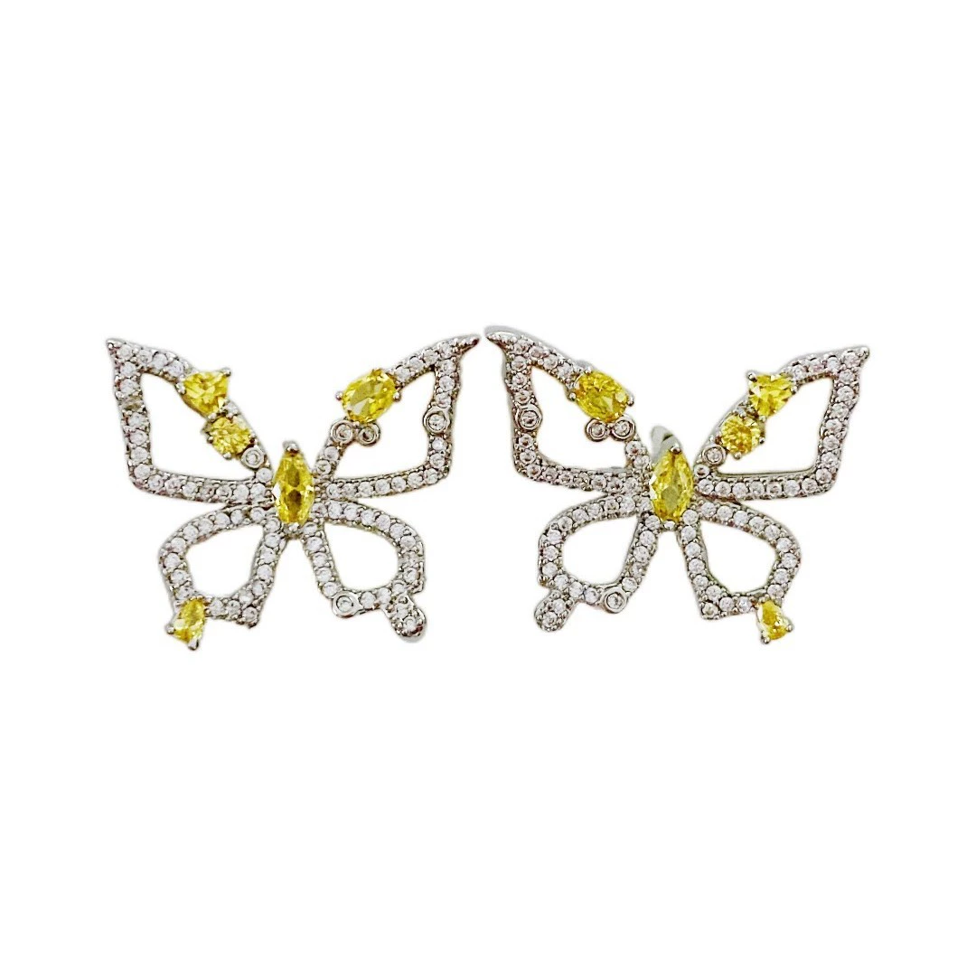 Д Earrings, zirconium?