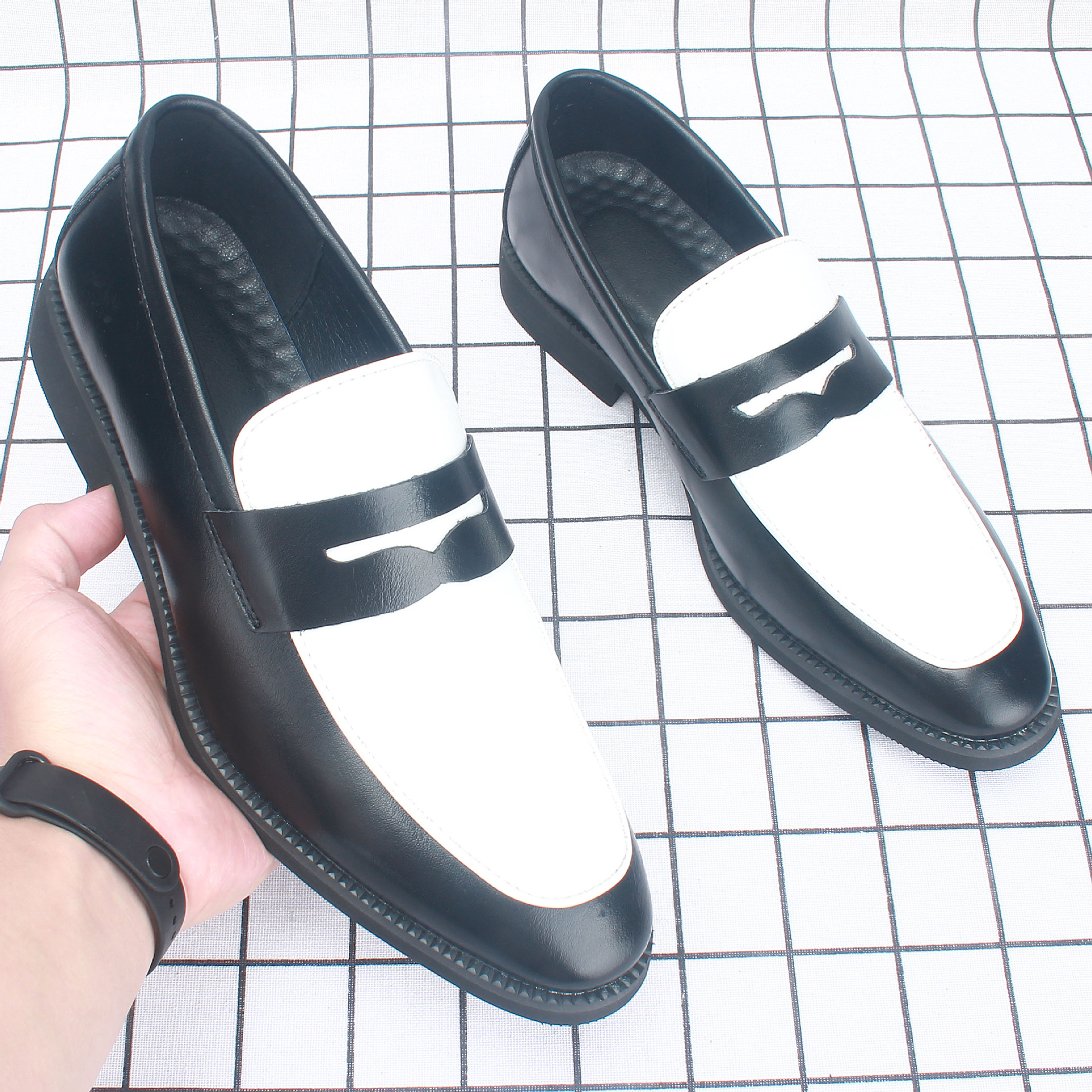 2023�¿���ʿ����ƤЬ������װһ�ŵ����춹��Ь8783