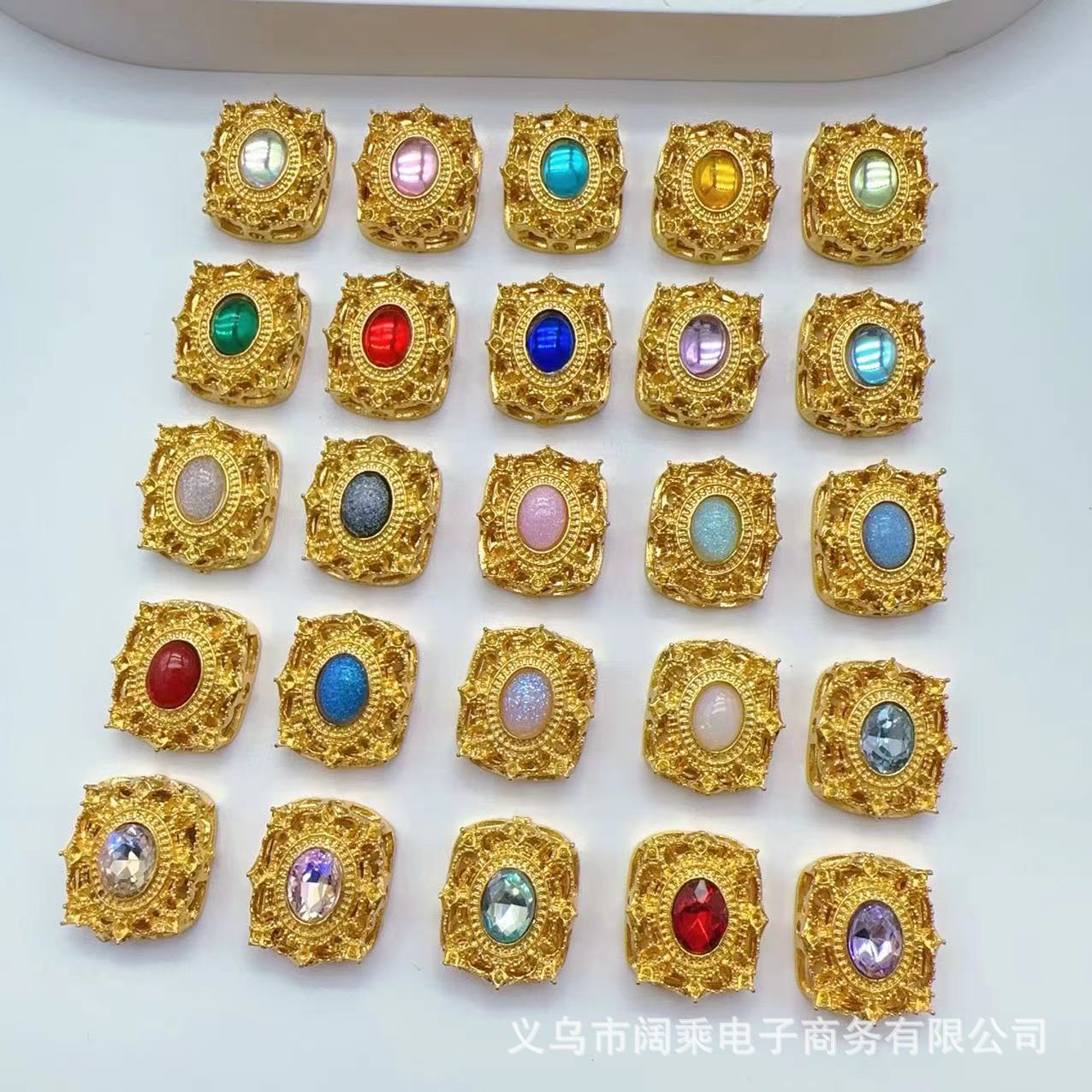 ダイヤモンドの長い方の大きい魔の箱の多い八穴のジルコニウムのdiyの手作りのビーズのブレスレットのネックレスの合金のアクセサリーのビーズの部品