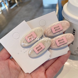 �ɐ�������ĸС�l�A��Ů�L����Aɭϵ�����A�l���¿���l��߅�A