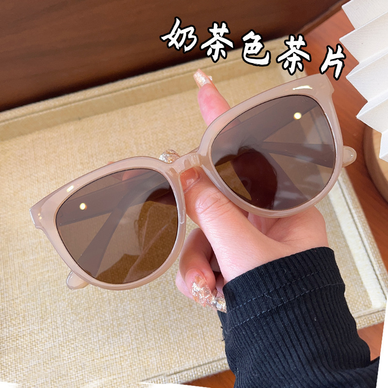 1688 厳選インターネットセレブストリートスタイルサングラス女性用レトロ Xiaohongshu ミルクティーサングラス男性用韓国語版多用途メタルヒンジ|undefined