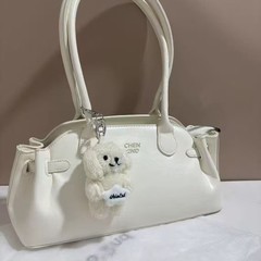 白桃恋語脇下バッグ女性2025新型大衆感手提げショルダーバッグ工場直売