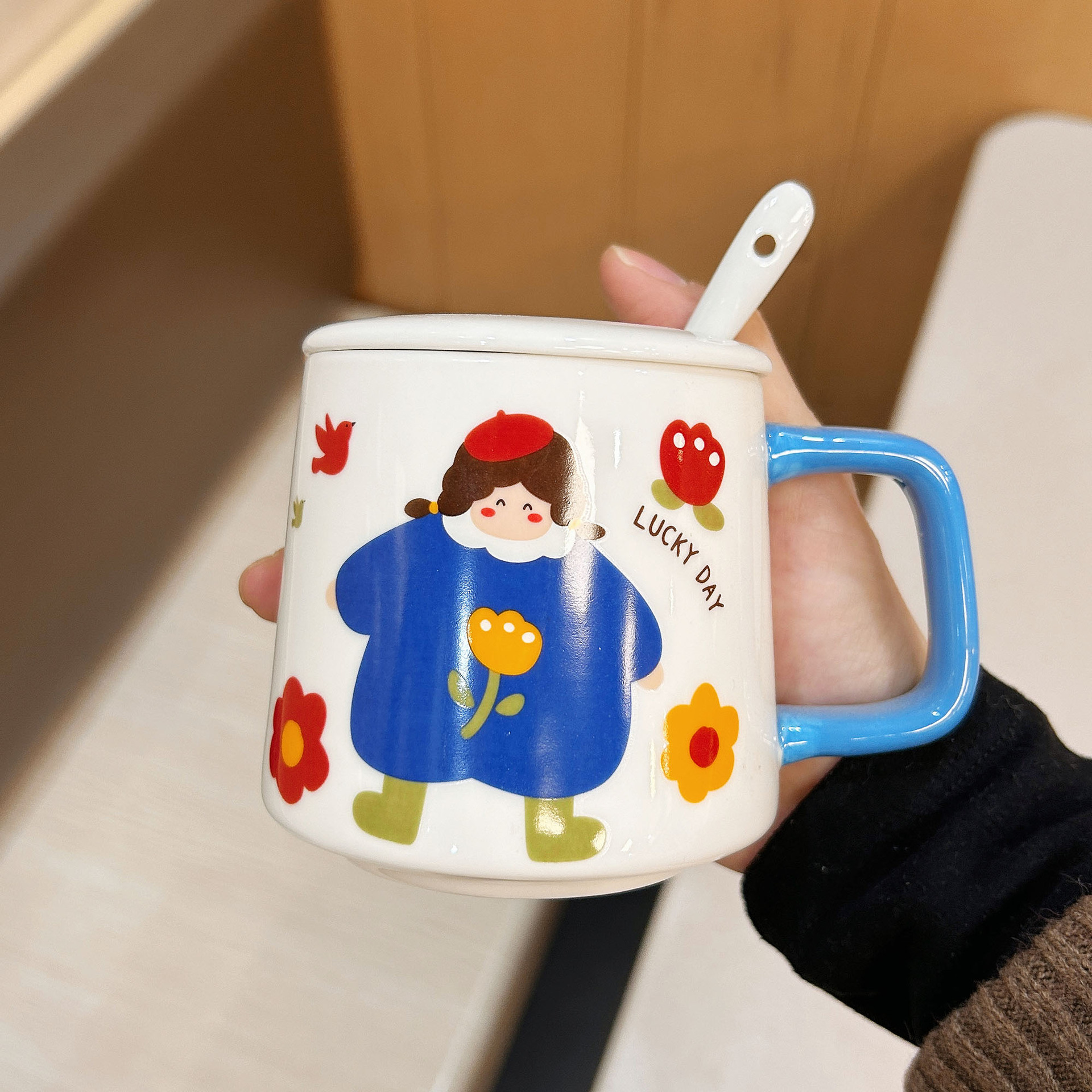 Tazas de cerámica de alto valor facial tazas de desayuno tazas de dibujos animados amigas tazas de agua tazas de café de oficina