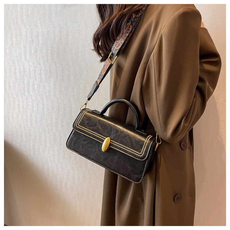 Advanced Texture 2023 Autumn/Winter New Crossbody Bag Women's Popular Versatile One Shoulder Handheld Small_voghion.com