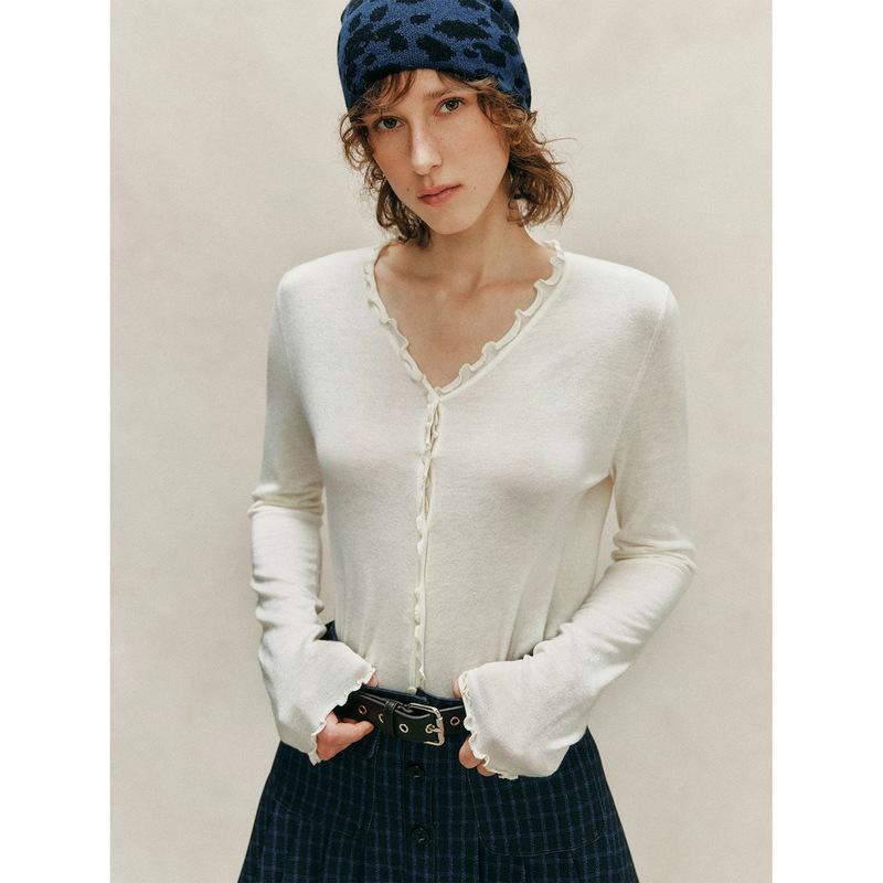 【Oxygen Sweet Girl Vibe】Tencel + Mulberry Silk Ruffled V-Neck Knitted Cardigan for Women, Lightweight Sun Protection Cover-Up for Spring 【Oxygen Sweet Girl Vibe】Tencel + Mulberry Silk Ruffled V-Neck Knitted Cardigan for Women, Lightweight Sun Protection Cover-Up for Spring