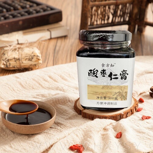 Glycyrrhiza glabra paste in a 300-gram jar, wholesale from the source factory, sent on behalf of the ancient method of making the sleeping pill. 