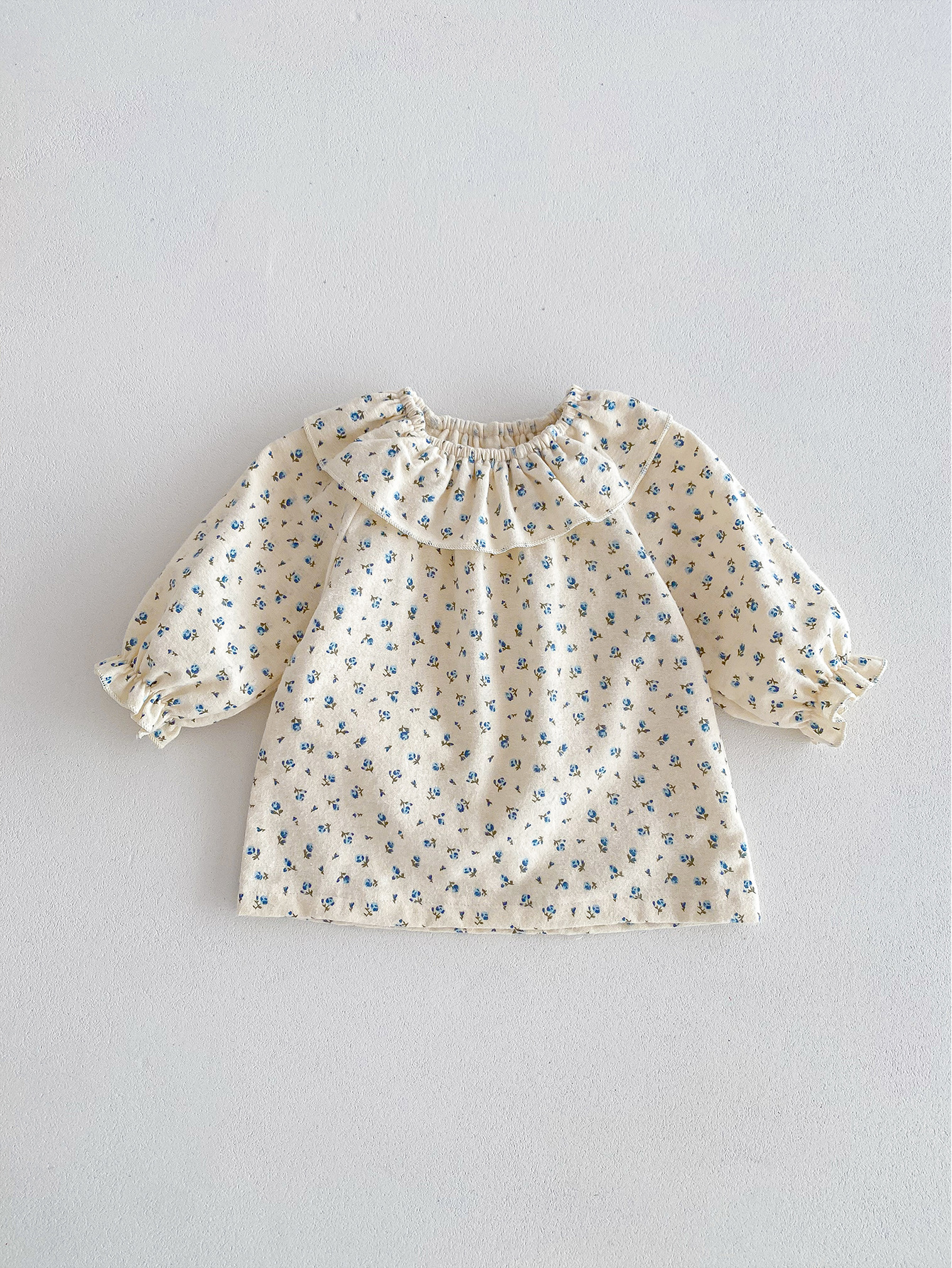 Ins estilo coreano ropa de primavera para bebés de manga larga con volantes cuello camiseta floral camisa de fondo muñeca cuello superior