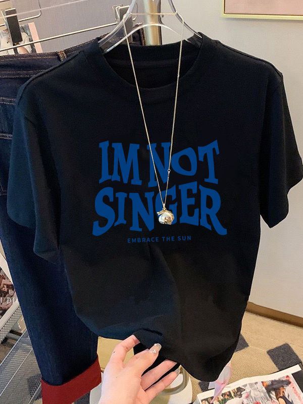 La moda fresca de seda del hielo Camiseta cuello redondo Camiseta de moda ropa superior carta impresión versátil casual corto hombres y mujeres mismo estilo image 1