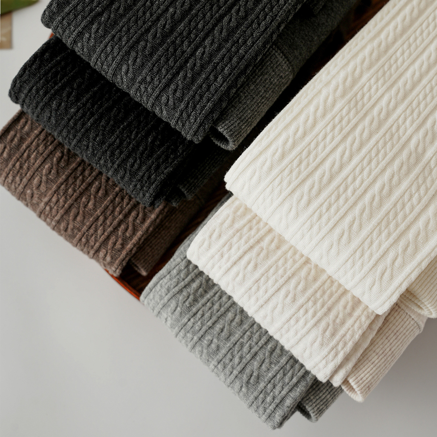 Japanese-Style Spring and Autumn Knitted Cable Knit Base Tights, Off-White Pantyhose, Autumn and Winter Fleece-Lined Warm Base Leggings for Women