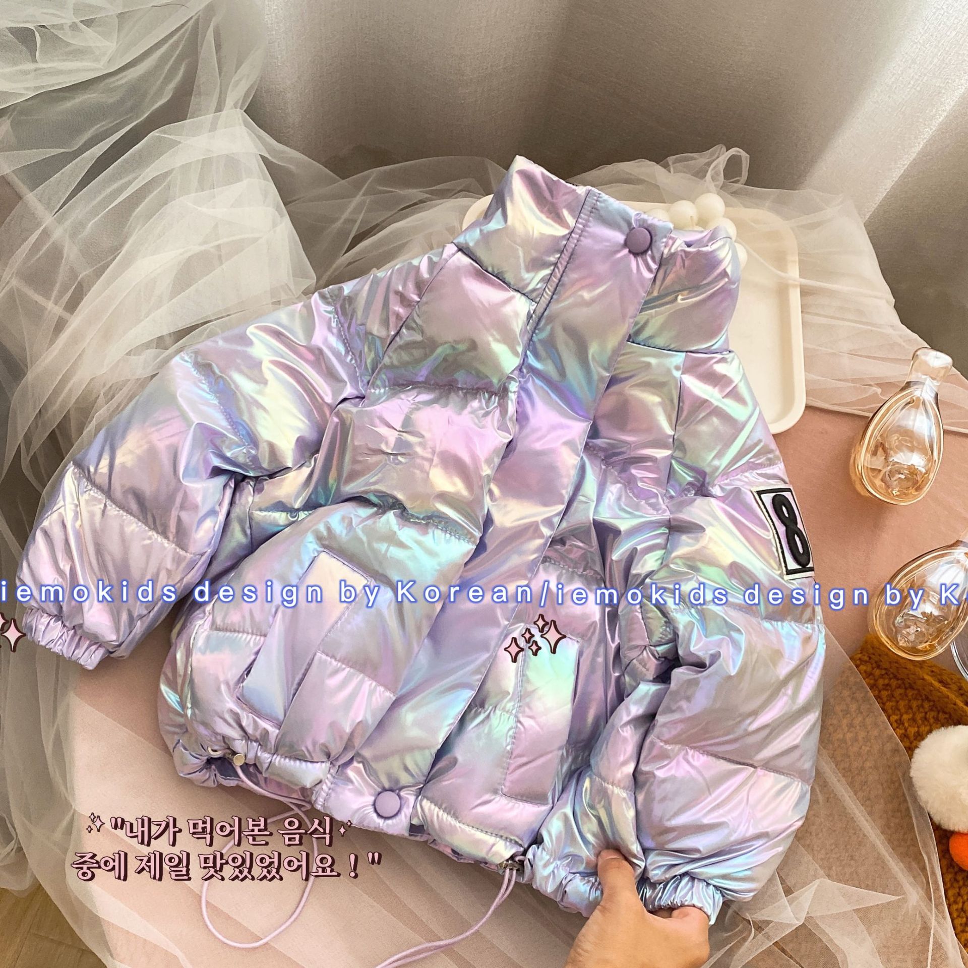 7E8C3D48F349E82B7692610A084D1A