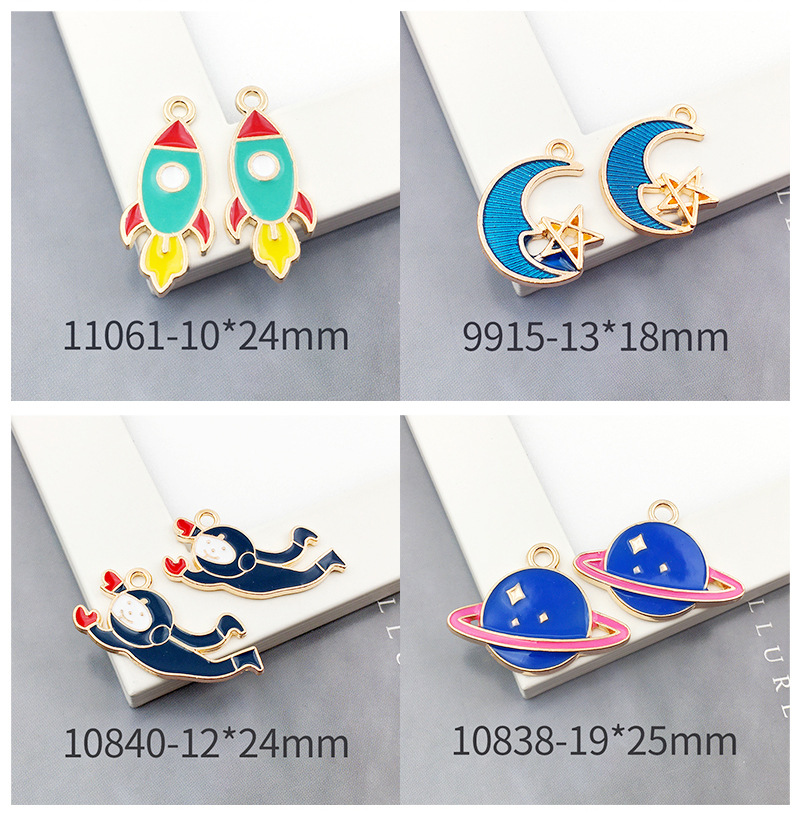 20 PCS/Package 20mm Alloy Astronaut Rocket Planet Polished Pendant display picture 9