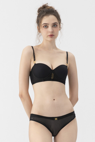 New luxury sexy lingerie for women, small bust shaping, tempting, upper lift, shaping bra, creates a fuller appearance, bra set