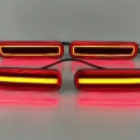 Adecuado para 98-07 Lámpara de barra trasera Land Cruiser LC100 98-07 Lámpara de barra trasera Lexus LX470