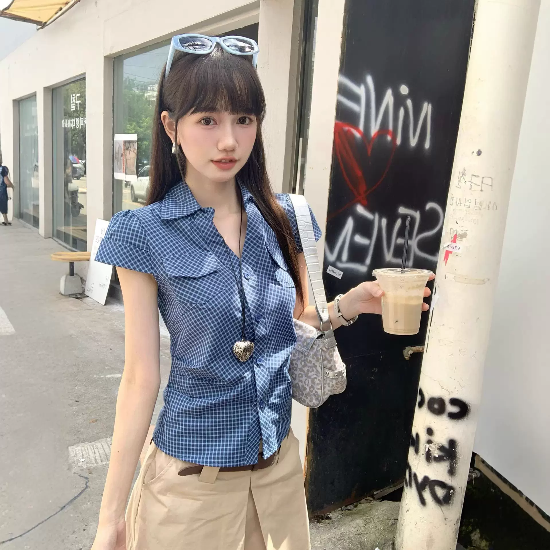 复古格子短袖衬衫女夏季新款修身显瘦收腰甜辣妹衬衣上衣短袖衬衫