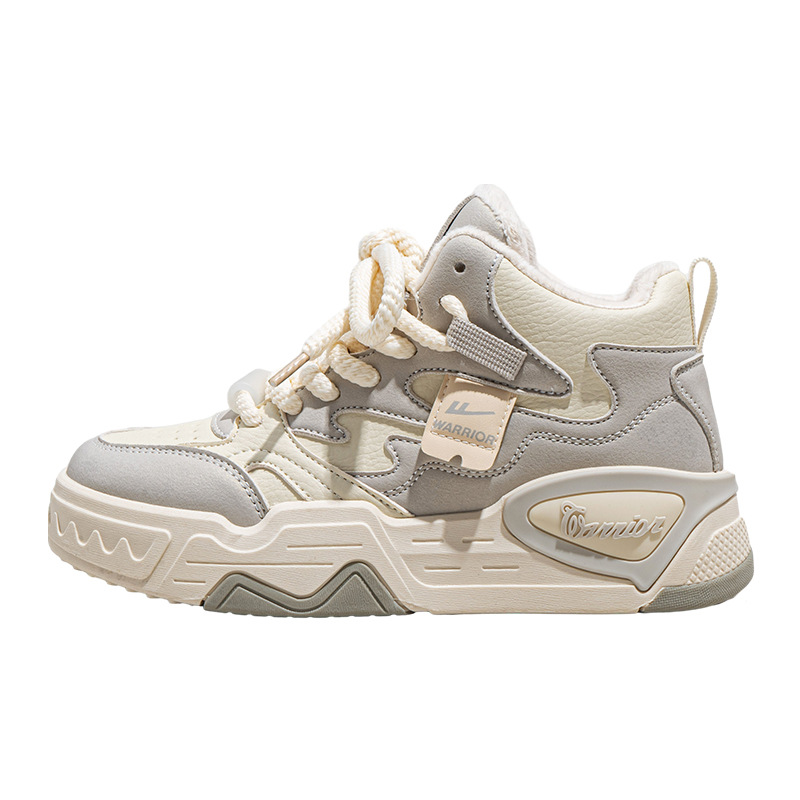 Zapatos de skate cómodos de alto rendimiento con lazos de color combinados de alto valor de apariencia y zapatos de algodón de pelusa para estudiantes de fiesta calentadas diarias