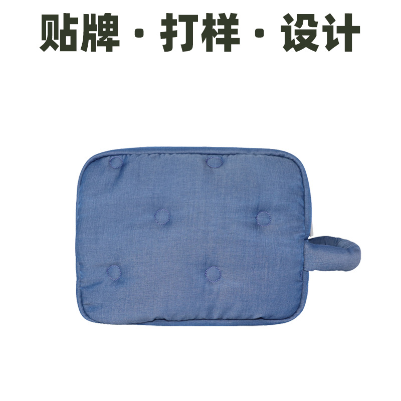 大容量分区棉化妆包定制可爱耐脏笔袋华夫格牛仔充棉羽绒云朵包女