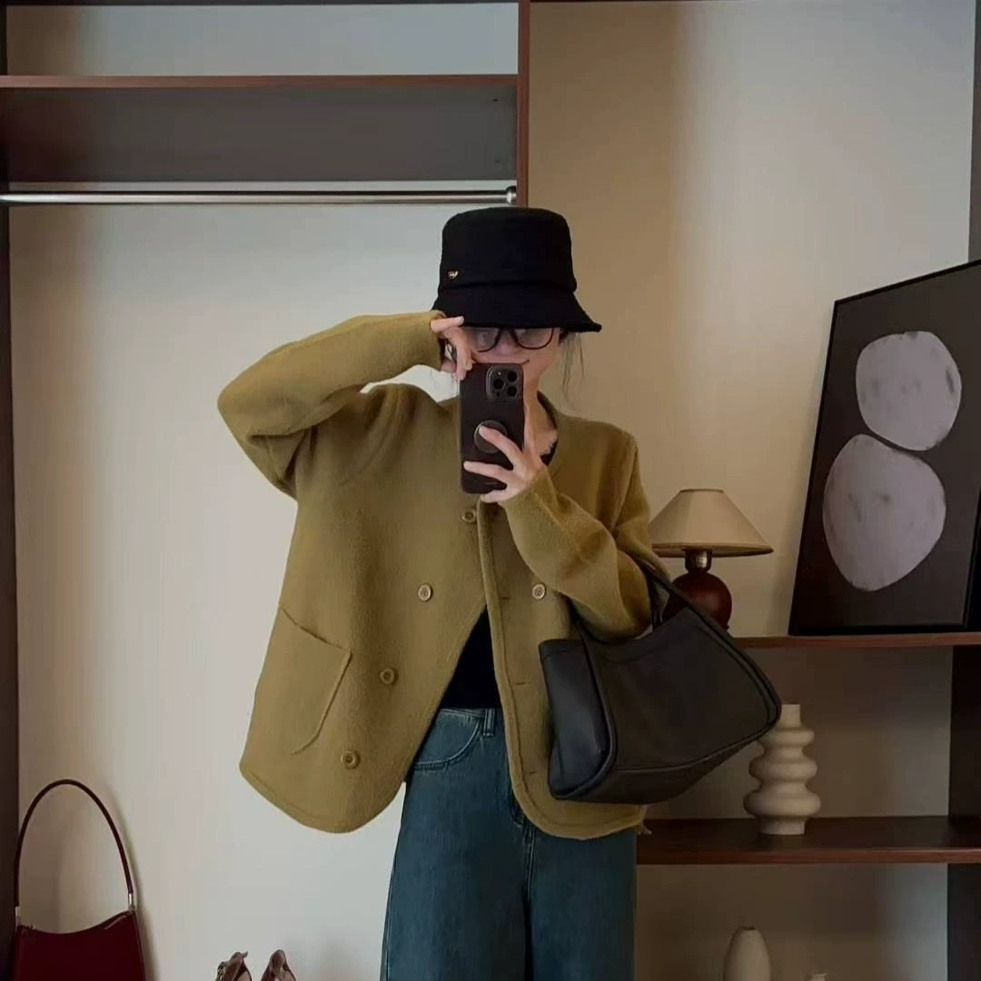 Корейский высококачественный вязаный трикотажный жакет в стиле знаменитостей для женщин на осень и зиму, новый двубортный маленький возрастной топ