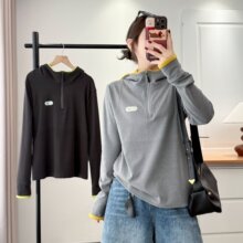 ���ء�200�����Ů������ʱ����ɫ�뿪�쳤��ñ������������9432