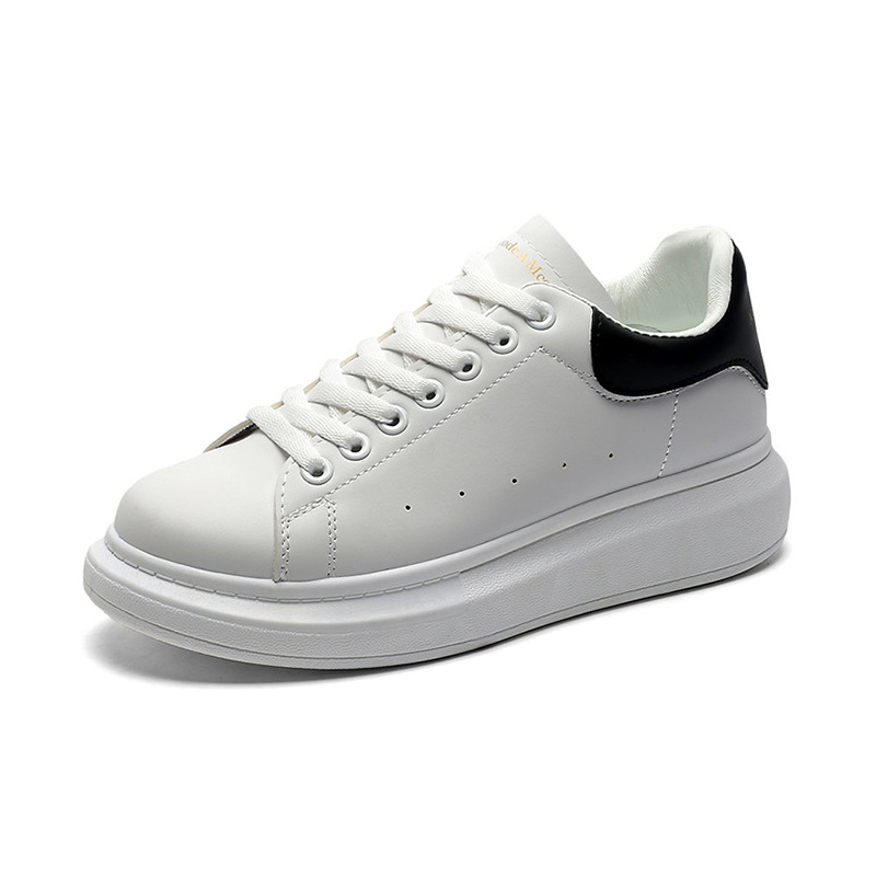 McQueen zapatos blancos de los hombres del todo-Partido plataforma de aumento de la altura de la zapatilla de deporte ocasional clásico estudiante zapatos subred rojo 8853