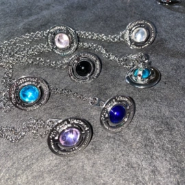 项链;耳钉;戒指