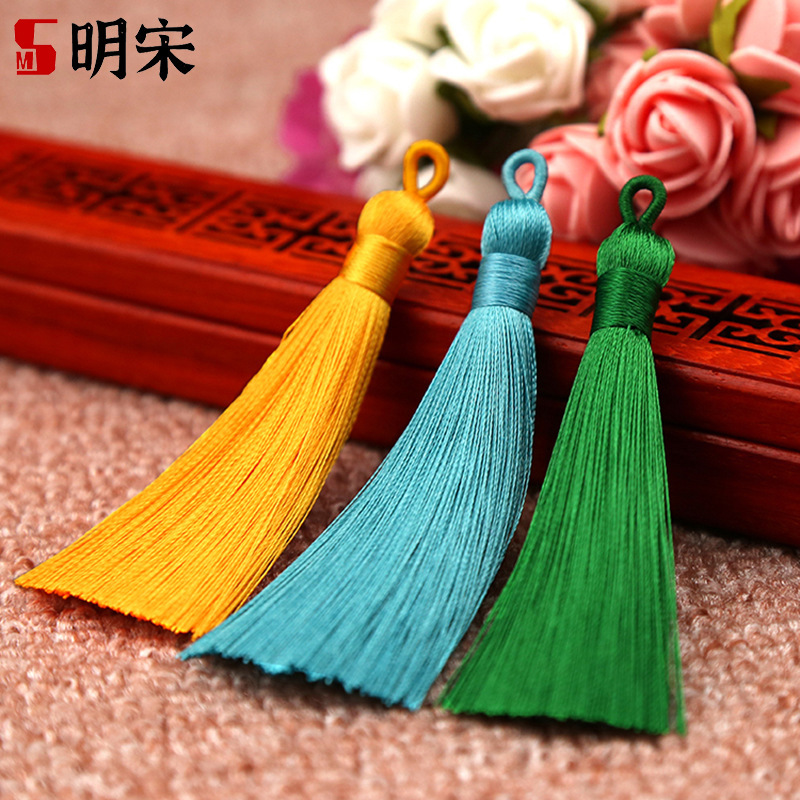 8cm Pull Hoop Tassel Tassel Chinese Knot Bookmark Tassel Polyester Artificial Ice Silk Coil Small Tassel Tassel Wholesale 8cm Pull Hoop Tassel Tassel Chinese Knot Bookmark Tassel Polyester Artificial Ice Silk Coil Small Tassel Tassel Wholesale