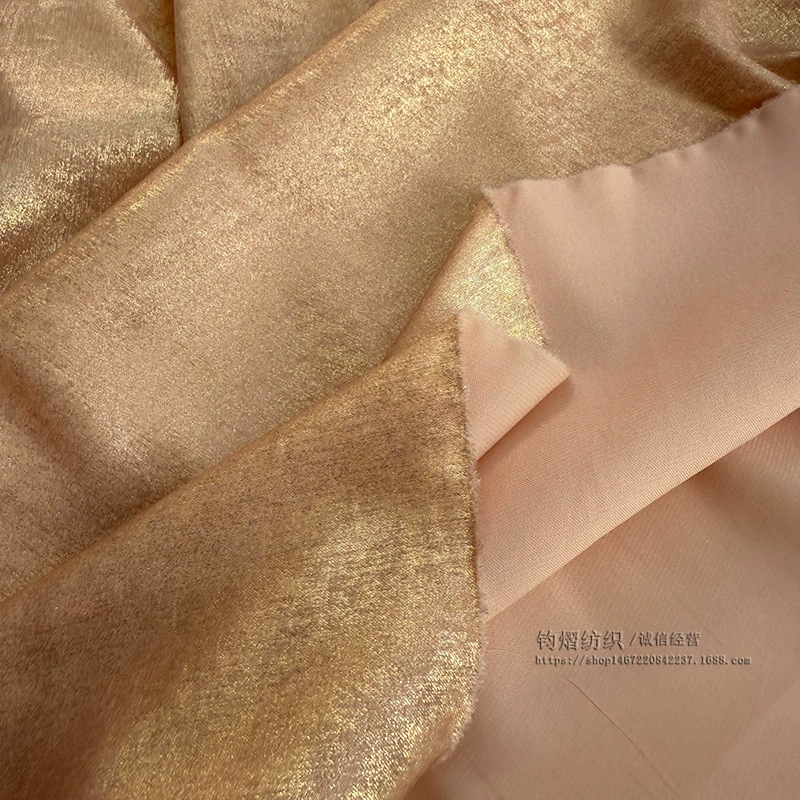 Бархатная лилия? Wait: original Velvet swan, cloth, dress, hair accessory, polyester. Let's translate: Velvet swan -> бархатная ласточка? That is awkward. Maybe 
