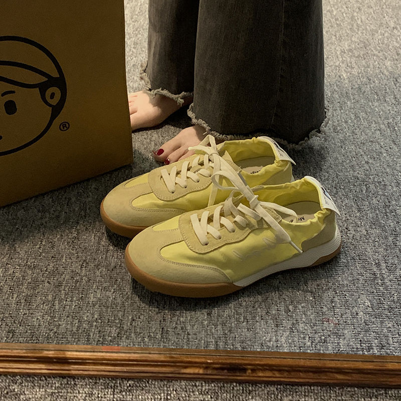 노란색