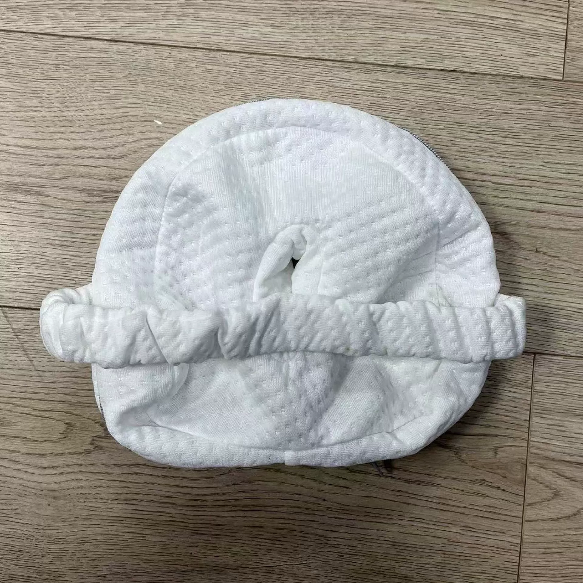 Домашняя подушка для сна