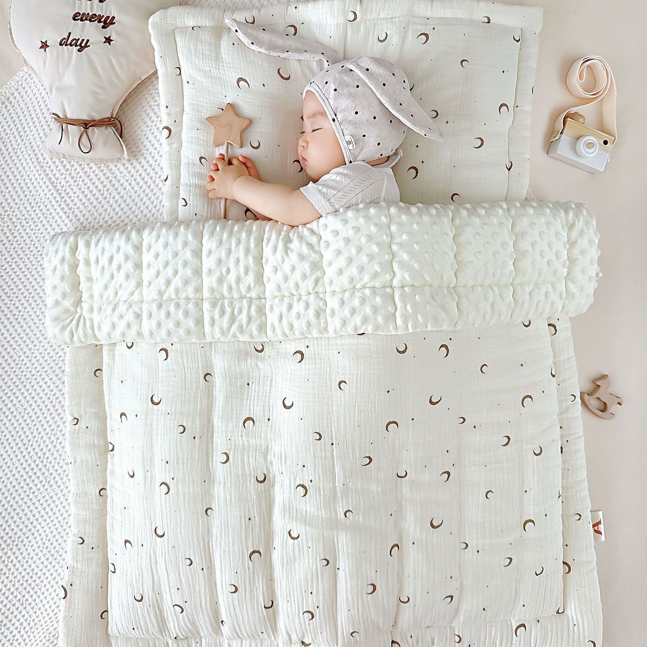 Breathable autumn and winter quilt, soft cotton, thick and warm for newborns and infants, comfortable cotton blanket, small quilt, suitable for children