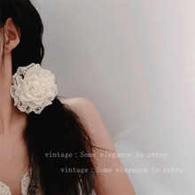 新款复古小姐蕾丝花朵项链少女温柔配饰宴会礼服拍照多用胸花发夹