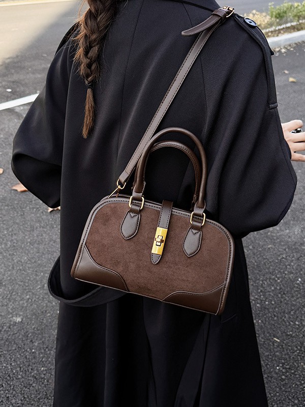 Bolsos retro de textura superior mujeres 2025 nueva moda europea y americana transfronteriza, moda versátil, bolso de lujo ligero