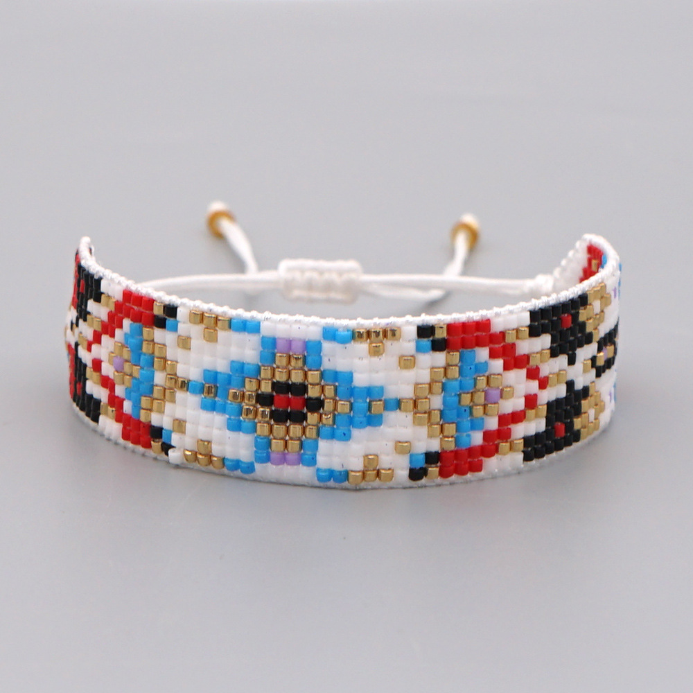 Bohemian Beaded Woven Geometric Pattern Bracelet display picture 4
