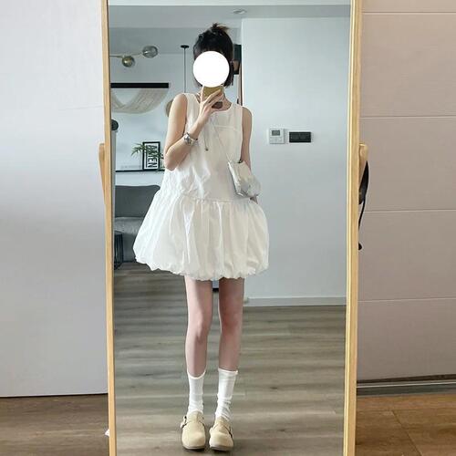 Váy li n thân white sleeveless vest dress women's loose flower bud short skirt