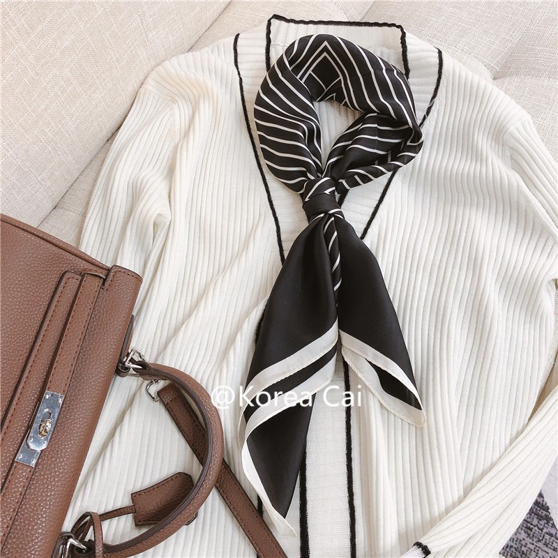 Primavera y verano nueva bufandas de seda impresa profesional bufandas de seda imitación para enviar a la madre 70 bufandas de seda al por mayor