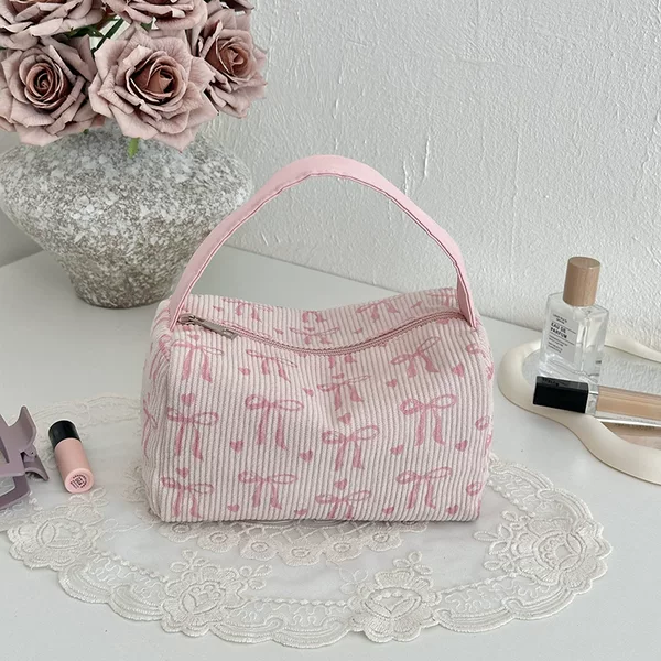 Women's large-capacity makeup bag, new cute and sweet fashion print, convenient storage bag, stylish printed handbag