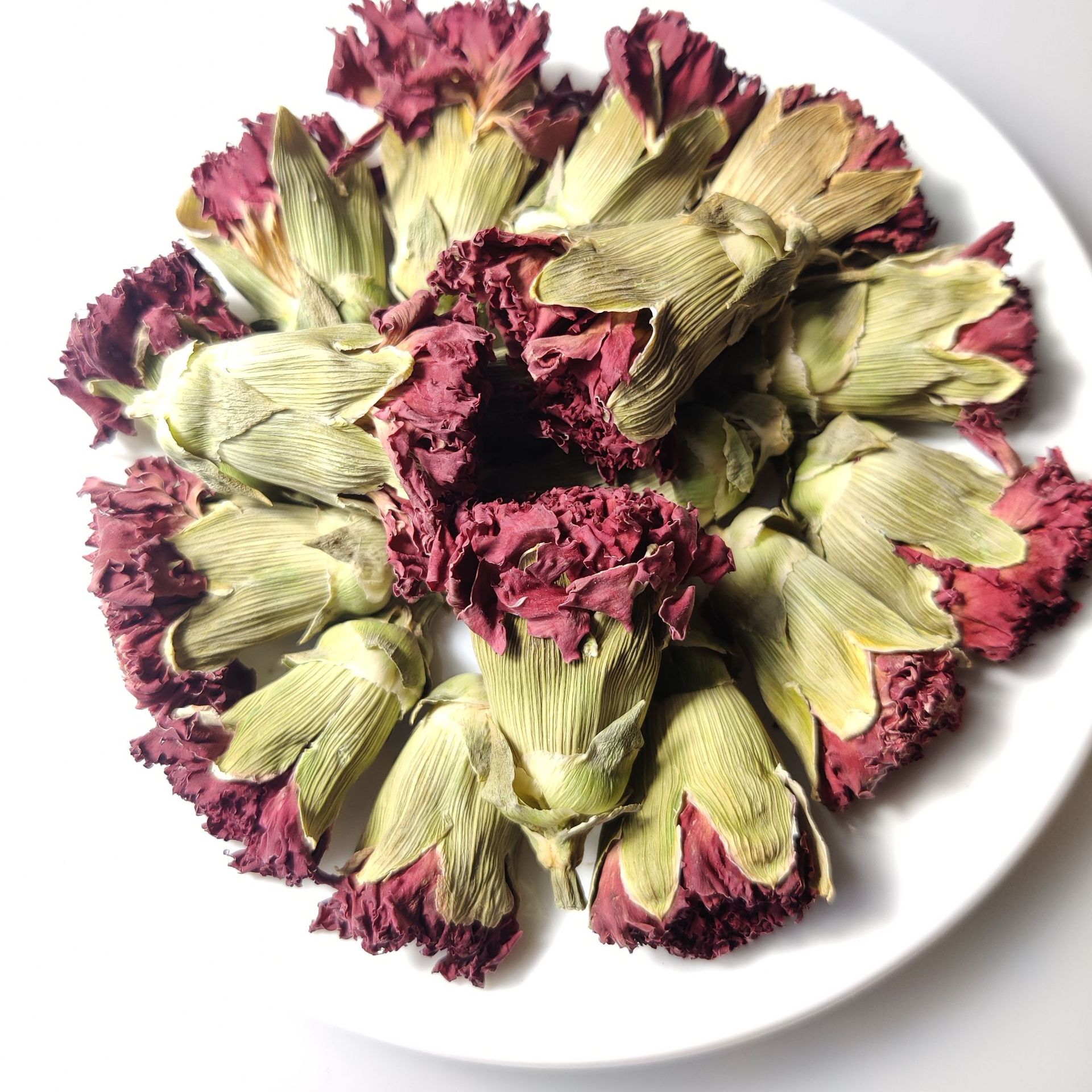 Dried Carnation Flower Tea Kang Nai Xin Loose Herbal Flowers 500g Bulk Floral Infusion in use