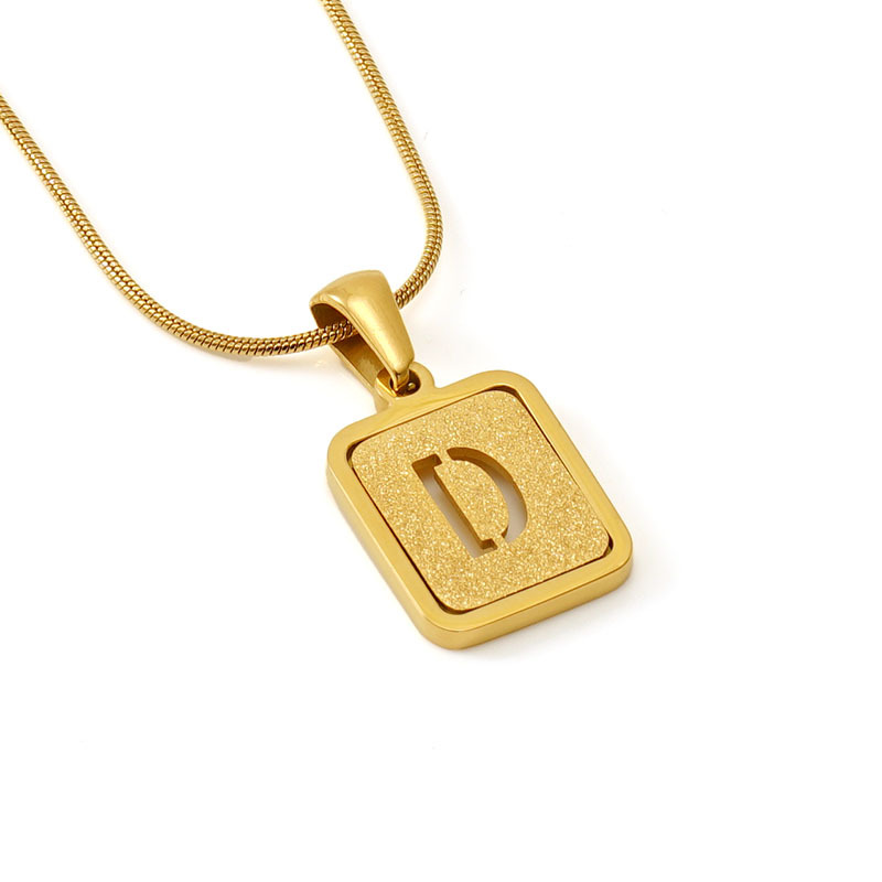 Nicho de moda europea y americana Cadena de hueso de serpiente 18K carta collar femenino transfronterizo de acero de titanio Arena-presionado carta colgante joyería al por mayor