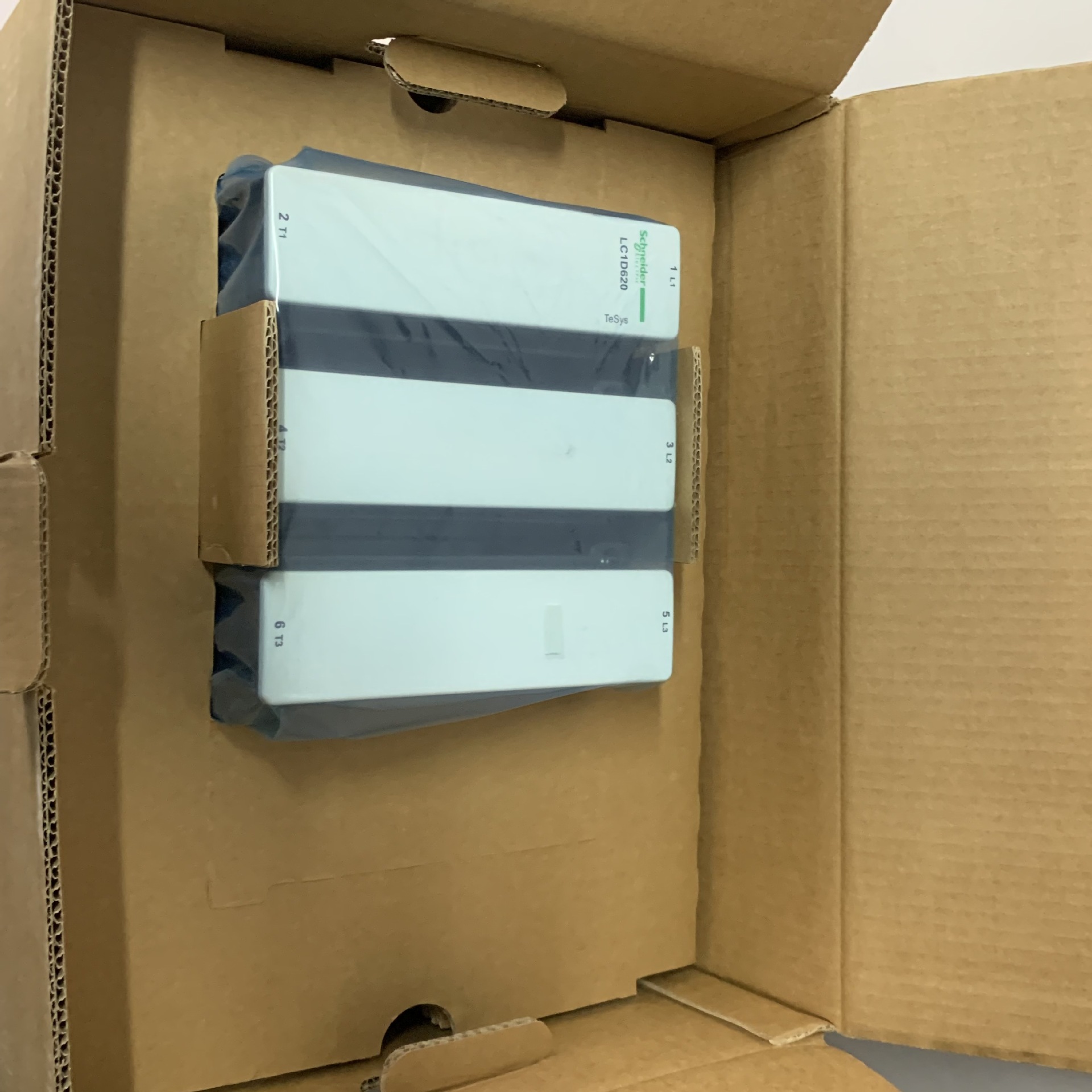 低压电气	LC1D620M5C	LC1D620M5C	交流接触器