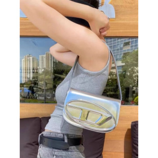 С���OӋ����2025����Ҹ�°��������yɫ�μ���ٴ����С��ins