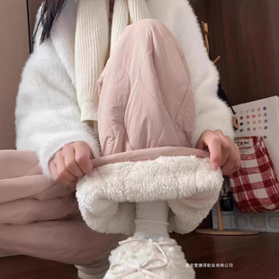 ��ɫ���q��ѝŮ�ﶬ2025�¿�|���غ�ů�ӽq����ë�q���ѝ