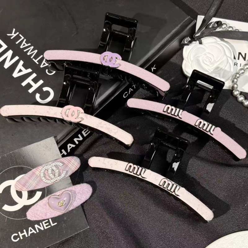 13cm Large Claw Clip New Spring/Summer Purple Miu Letter Hair Clip Shark Clip Double C Simple Pink for Girls 13cm Large Claw Clip New Spring/Summer Purple Miu Letter Hair Clip Shark Clip Double C Simple Pink for Girls