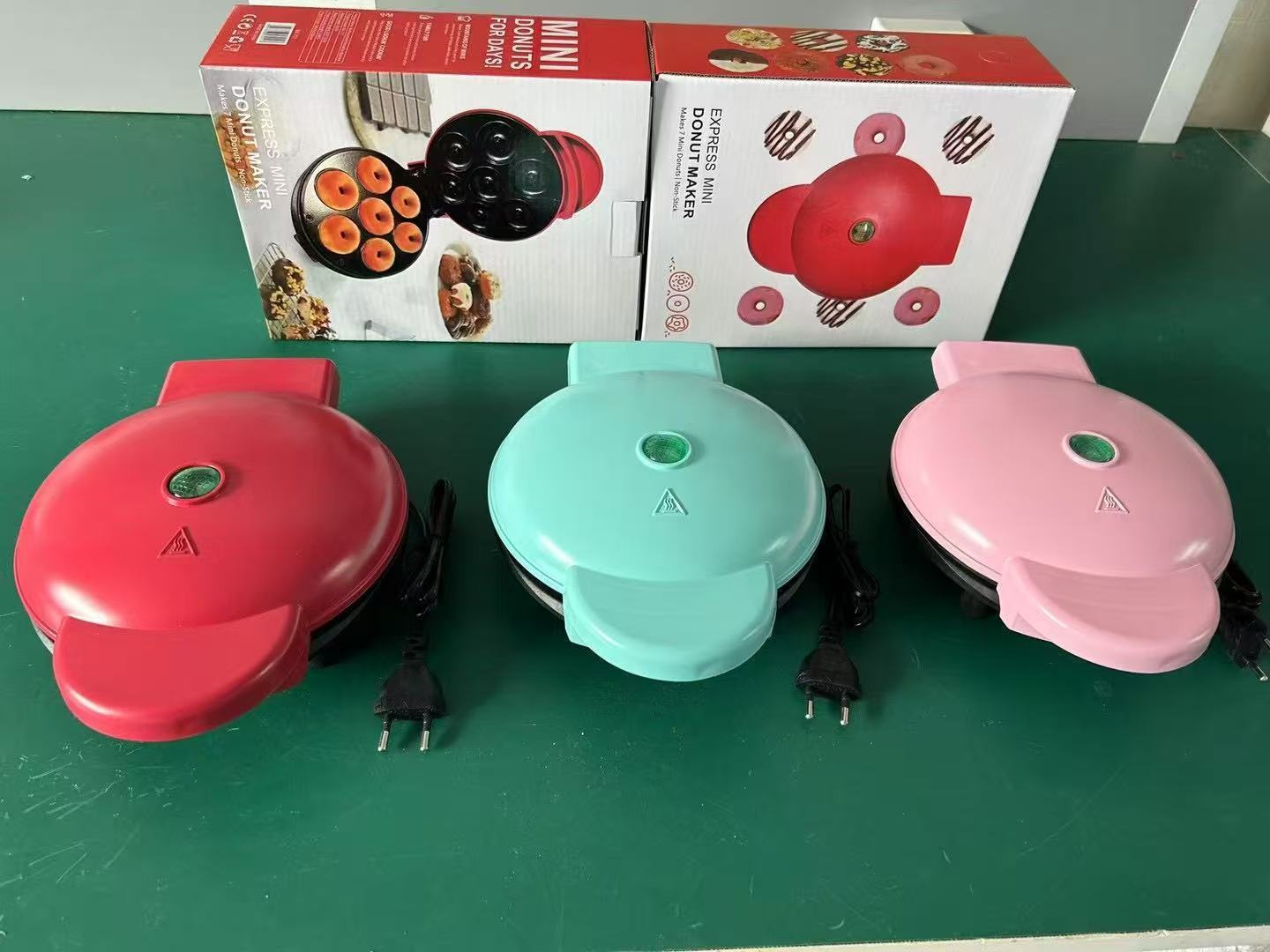 Una pieza transfronteriza MINI MAKE WAFFLE mini máquina de waffles doméstica horneadora infantil máquina de pasteles image 8