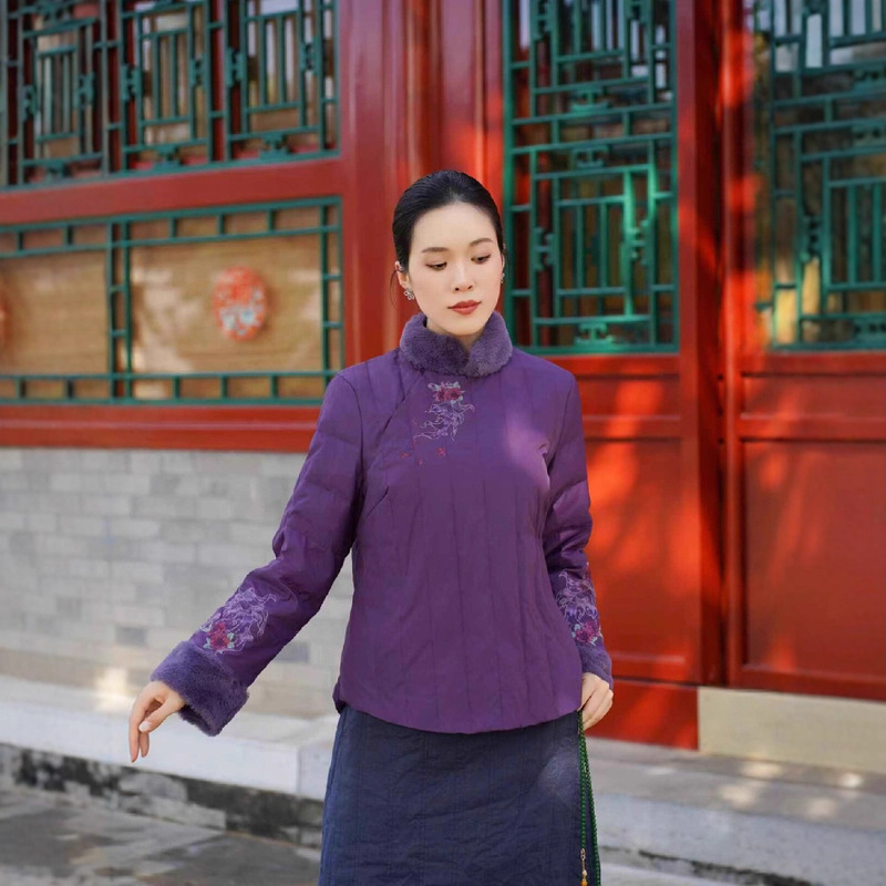 3421 Lucky White Duck down Chinese Style Women's Top Fur Collar Jacket Short Sequin Embroidered down Jacket 3421 Lucky White Duck down Chinese Style Women's Top Fur Collar Jacket Short Sequin Embroidered down Jacket