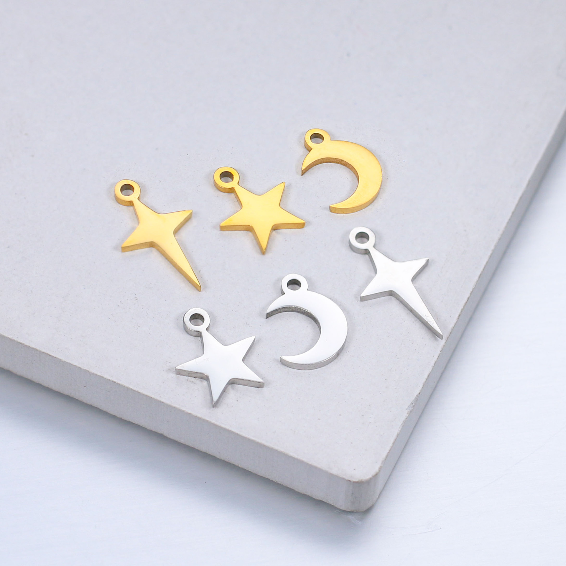8g Weight Pendant Jewelry Making Type DIY Jewelry Accessories Classification 5 PCS/Package Quantity 304 Stainless Steel Material Star, Moon Pattern Plating Design Sweet Style 5 PCS/Package 304 Stainless Steel Star Moon Pendant 7